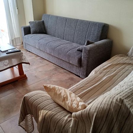 Apartamento Aguilas Bagian luar foto