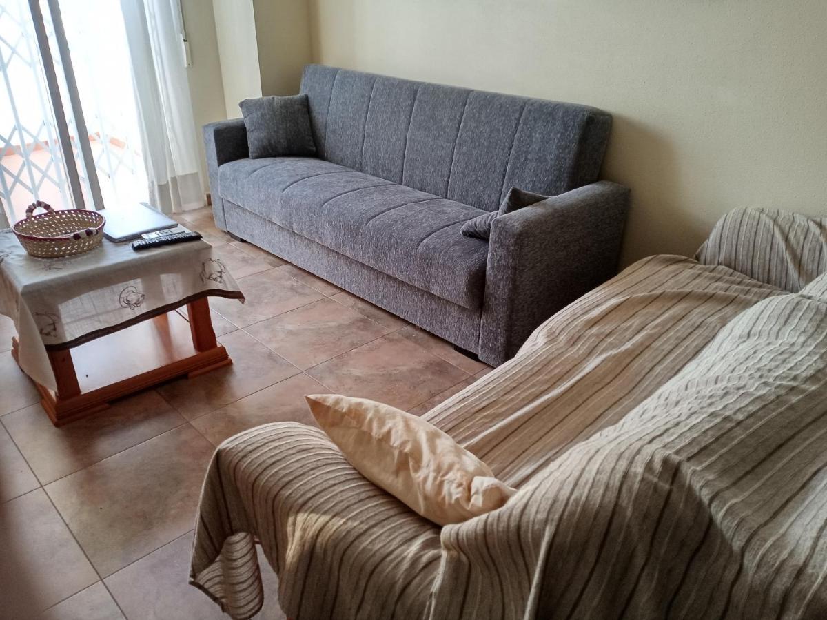 Apartamento Aguilas Bagian luar foto